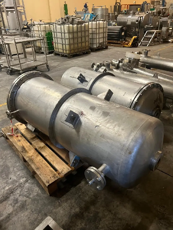 Cuve en acier inoxydable 316 d'occasion 430 litres avec serpentin intérieur - référence : c9679_2