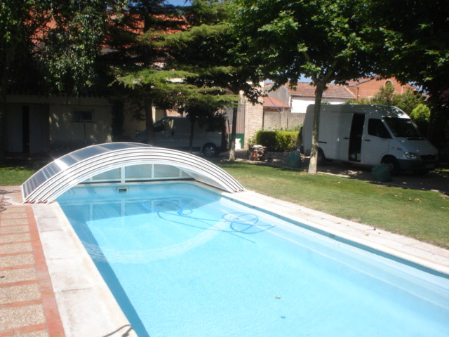 Abri piscine Madeira - en polycarbonate avec géométrie semi-sphérique et options de configuration_2