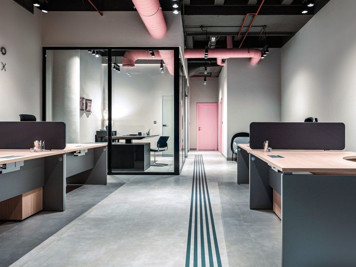 Bureau opératif classique OGI V - Cloisons séparatives en option - Plateaux variés et personnalisables_2