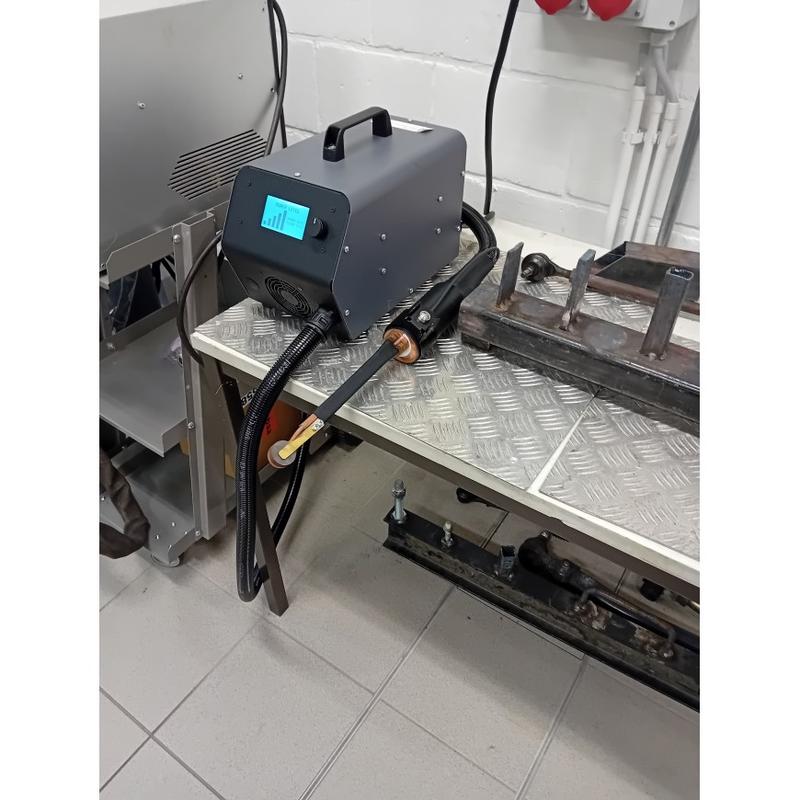 Chauffe à induction ALBATROS 2.7KW - Chauffage pour dégripper boulons, roulements_2