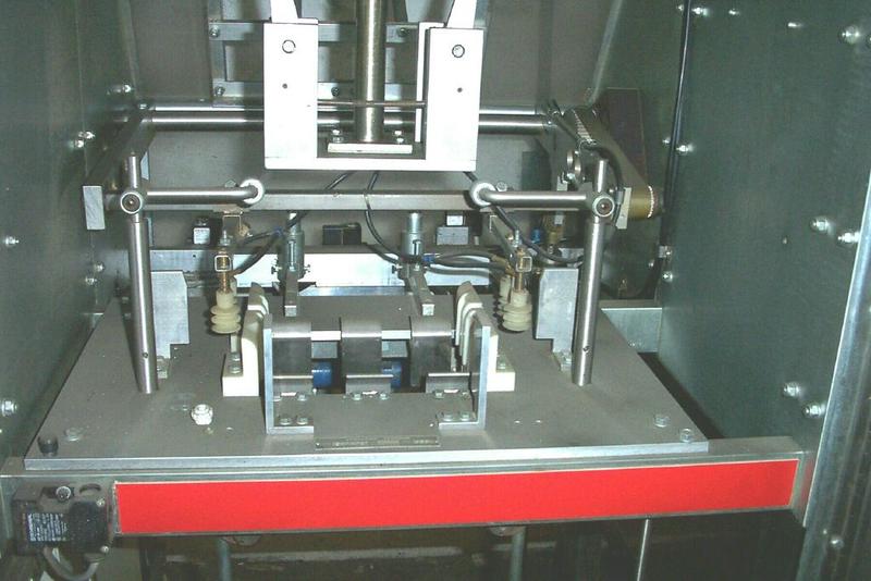 Barquetteuse SPRINTER - format mini 50 x 20 x 100 à maxi 250 x 80 x 150, cadence 20 boîtes/min_2