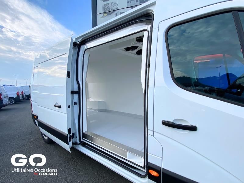 Fourgon frigorifique – Renault Master (III) 2.3 BLUE DCI 150CH L3H2 – Grand Confort | 8.8M³ FRAX_2