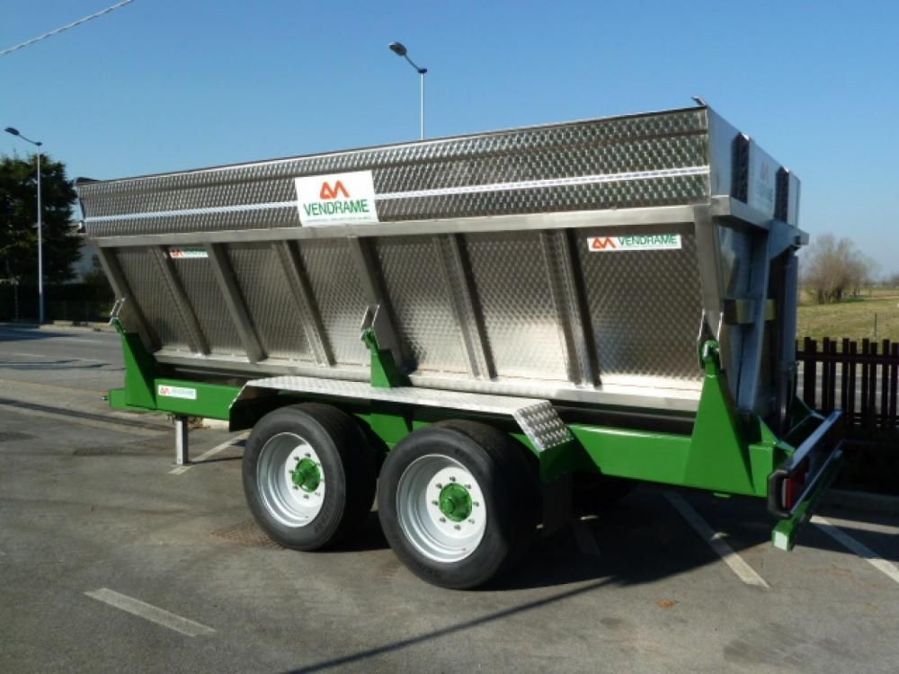 Transporteur agricole inox pour raisins et récoltes