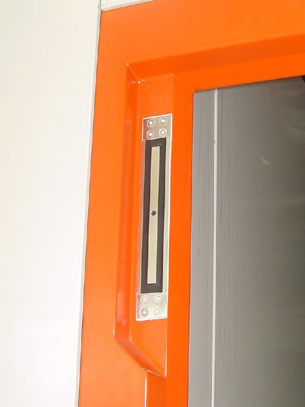 Mini sas à étanchéité renforcée - modèle ER - transfert et biodécontamination_2