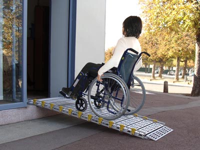 Rampes pmr enroulables pour handicapes_2