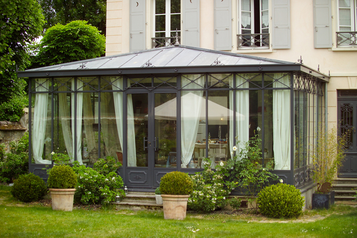 Véranda victorienne sur mesure en acier - Style ancien - Eléments décoratifs en fer forgé_2