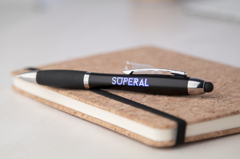 Stylo à bille stylet en plastique noir - Grip caoutchouc - LED lumineuse pour gravure - Encre bleue_2