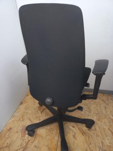 Siège de bureau ergonomique Kinnarps Drabert 5000 d'occasion - soutien optimal et confort maximal - dossier en maille flexible - support lombaire réglable_2