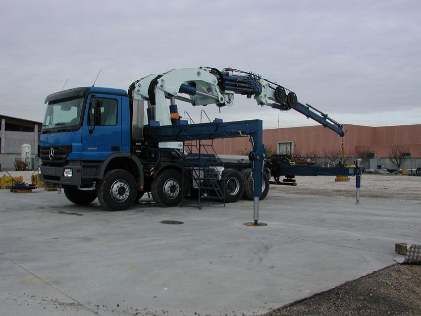 Serie 135000 e asc plus - e4 - grue auxiliaire - cormach - pression 310 bar_2