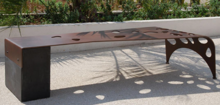 Banc public en métal - Collection Green Palacio - acier corten et motifs alvéolaires_2