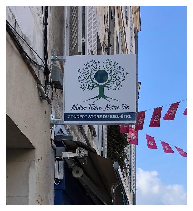 Enseigne Drapeau Lumineuse Carré/Rectangle Plexiglas Diffusant_2