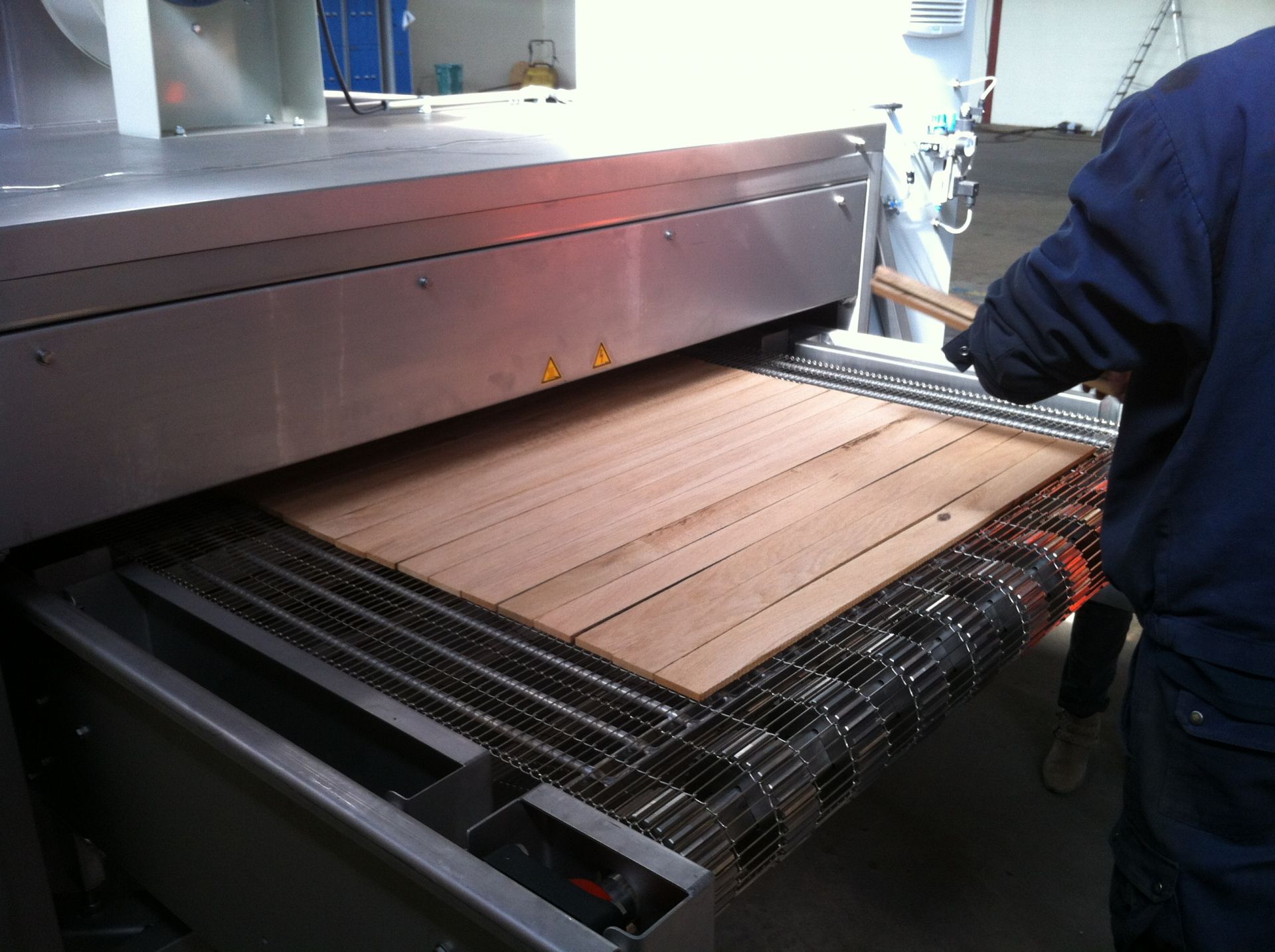 Four  infrarouge de  torrefaction de bois oenologique_2