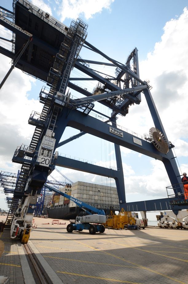 Ascenseur de chantier pour grue à conteneur - STROS - 400 à 500 kg, 35 à 46 m/min_0
