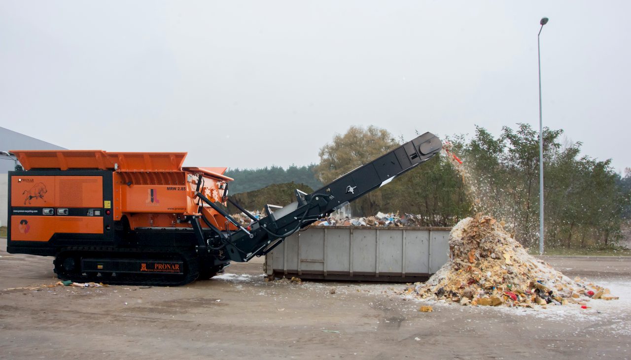 Broyeur à déchets multi-usages à roues sur chenilles - système d'attelage camion - MRW 2.85_2