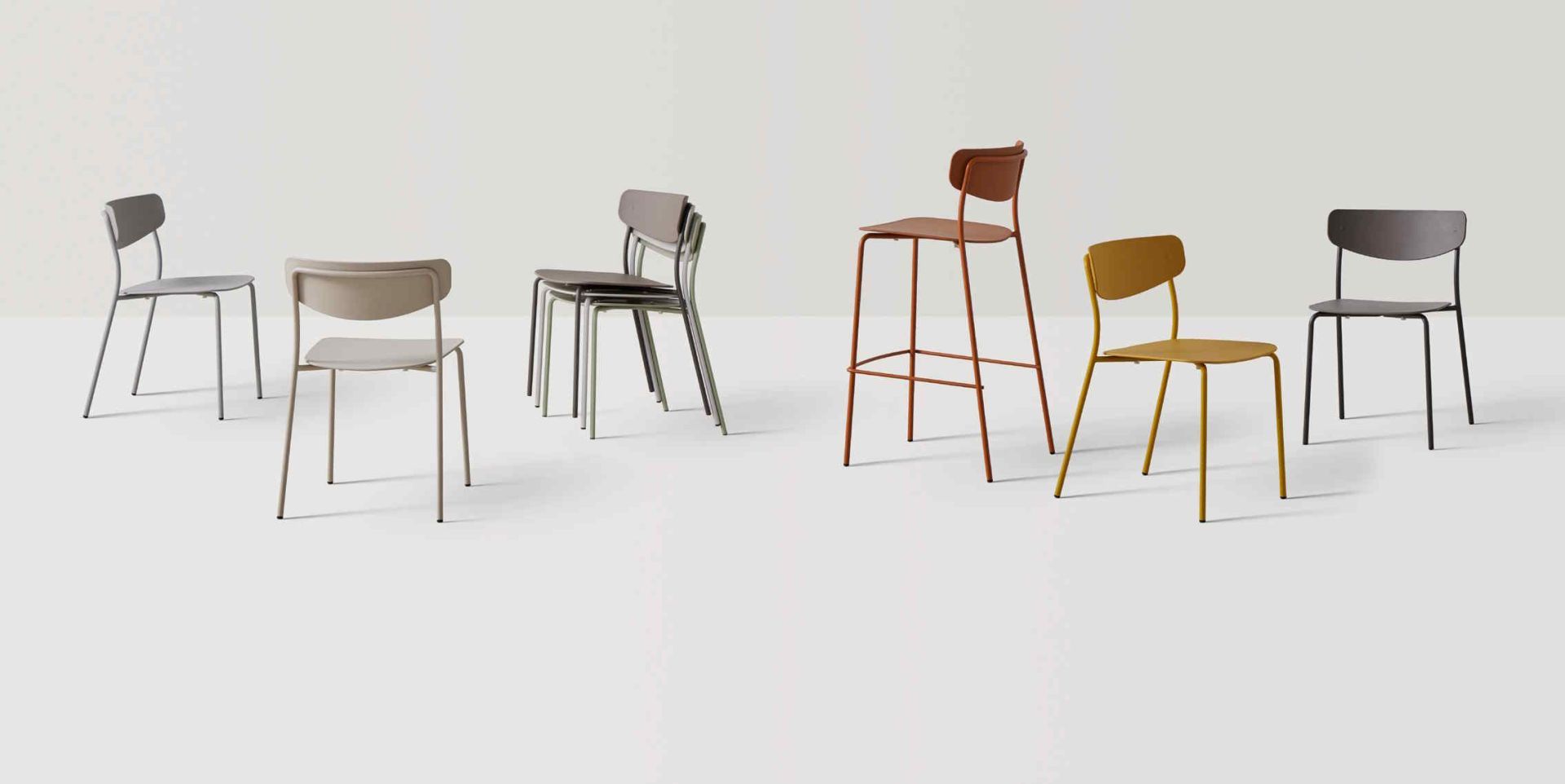 LEA - Chaise empilable esprit rétro, confortable et polyvalente pour réunion ou restaurant_2