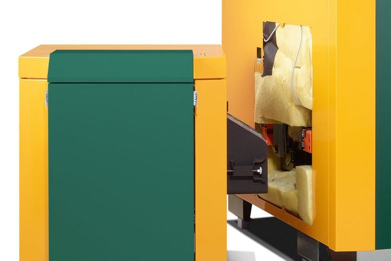 KWB Combifire avec bac à cendres mobile et vidage facile