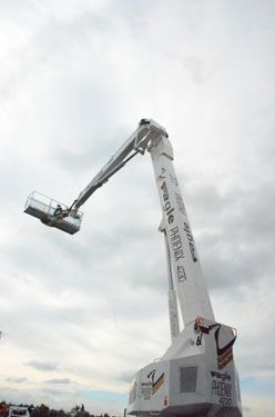 Eagle phoenix 4230 camion nacelle - oil & steel france - 42 m (120 kg)_2