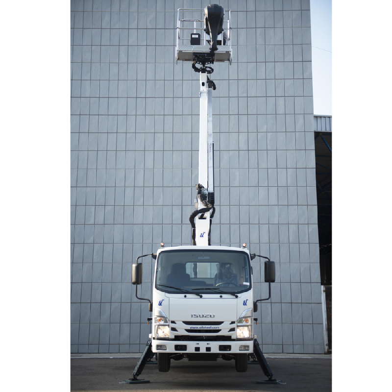 Nacelle sur Camion SCORPION 1490  conçue pour les travaux en hauteur en extérieur en Alpes -  disponible en achat neuf et en location de courte à longue durée_2