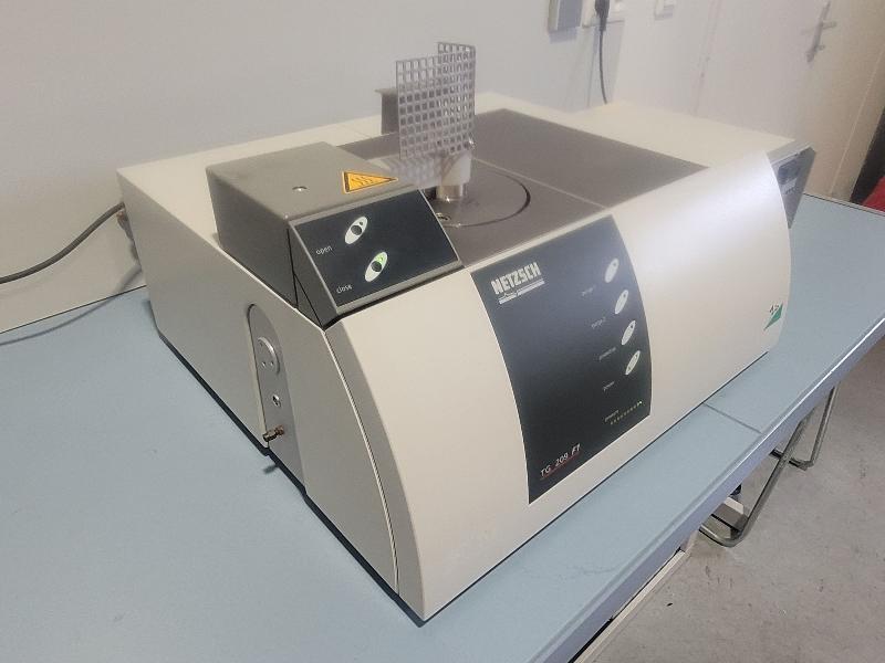 Thermo-Microbalance NETZSCH TG 209 F1 Iris - Analyse thermogravimétrique_2