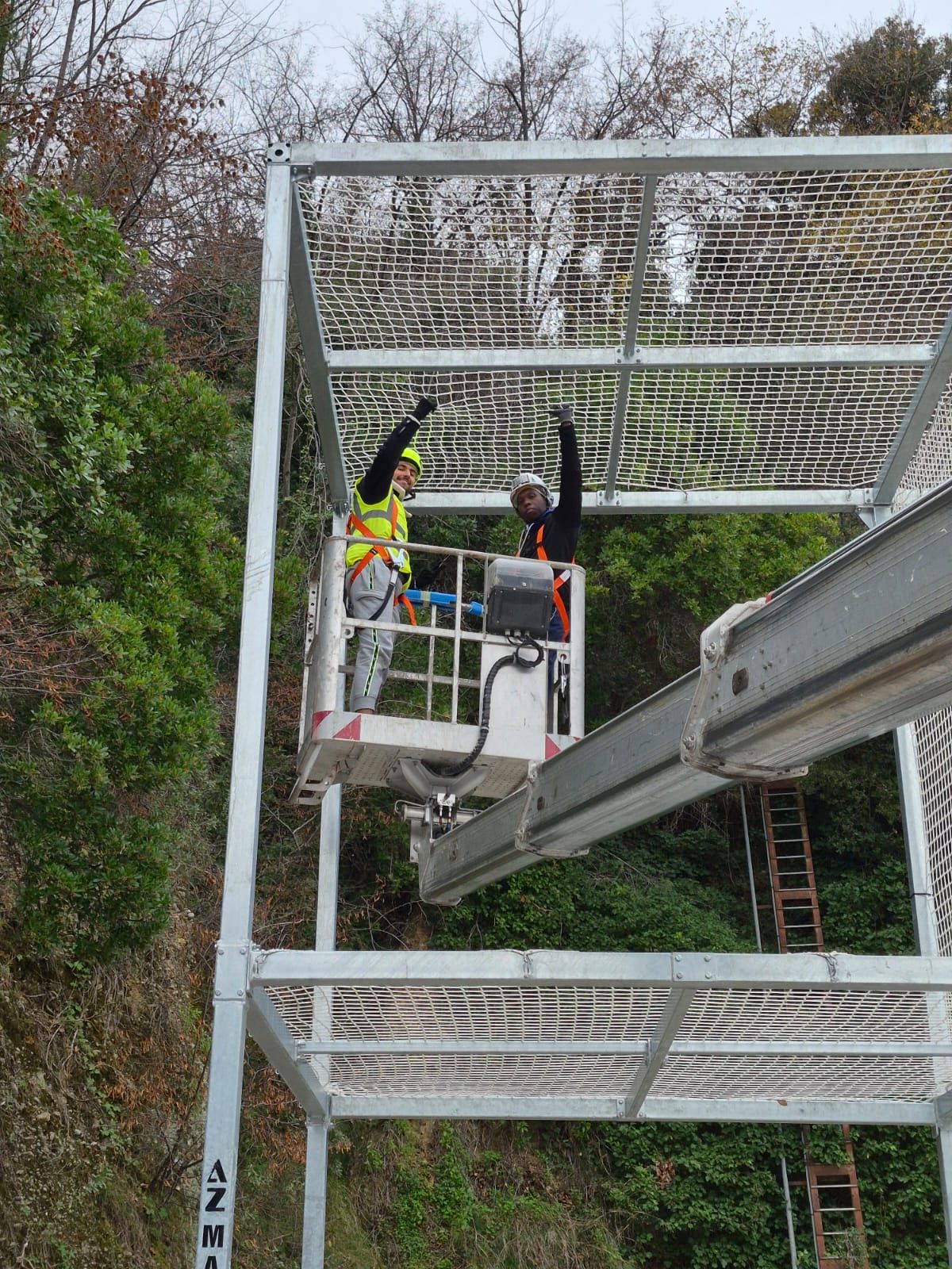 Structure pédagogique pour formation CACES R486A catégorie A et travail en hauteur avec harnais_2