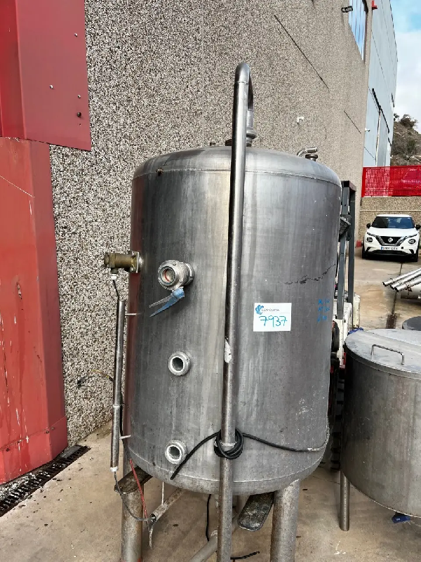 Cuve en acier inoxydable 1350 litres d'occasion - référence : e7937_2