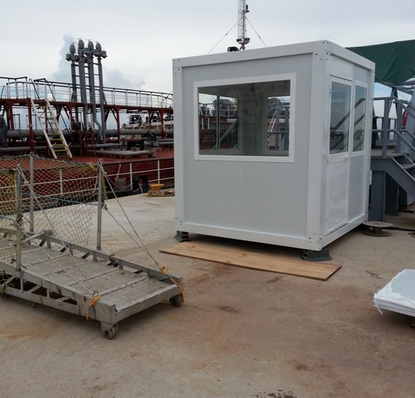 Guérites modulaires personnalisables et démontables - Cabine de surveillance, contrôle d’accès, réception, information_2