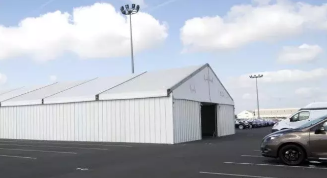 Tente industrielle disponible la location et à la vente pour vos besoins de stockage, temporaires ou plus durables_2