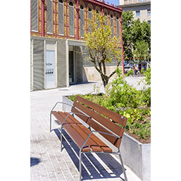 Banc public et fauteuil - assise et dossier en bois tropical verni - 6 lames - piétement en fonte - TOURNESOL_2