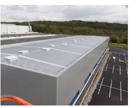 Bâtiment industriel pour centres logistiques - CUALIMETAL - construction sur mesure et bardages métalliques_2