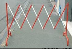 Barrière de chantier extensible en acier - Dimensions ouvertes 2500 x 400 x 1050 mm - 2 coloris disponibles_2