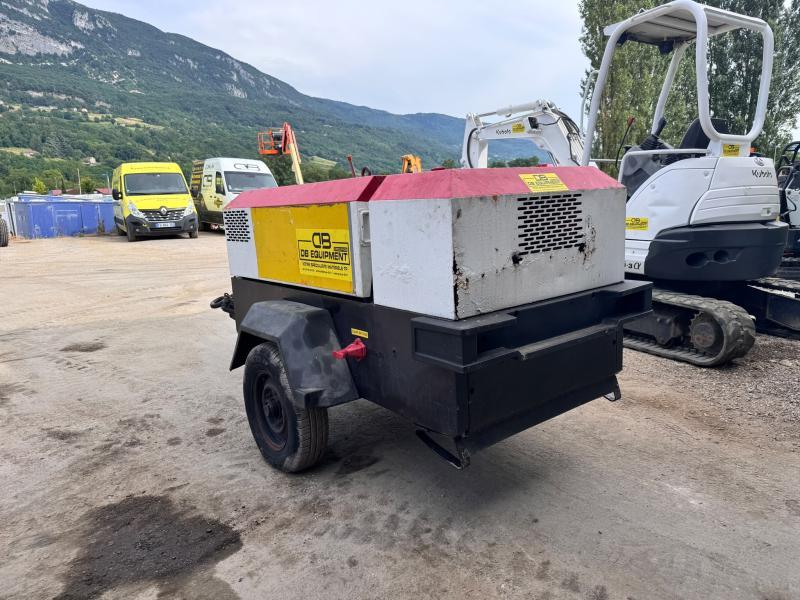 Ingersoll rand P180WD Compresseur de chantier sur remorque_2