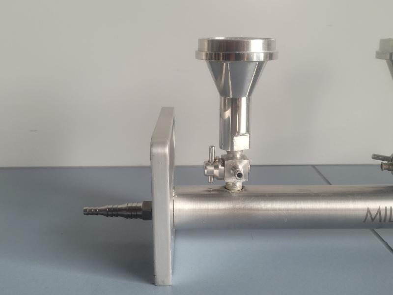 Rampe de filtration 3 postes MILLIPORE_2