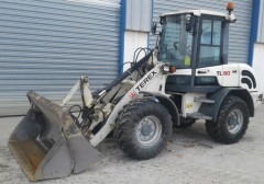 Chargeur/pneus gamme compacte terex tl80_2