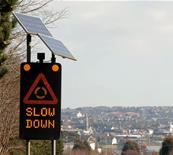 Support de fixation Uniteck pour panneau solaire 150W - Inclinaison réglable 0°-90° - Fabriqué en France_2