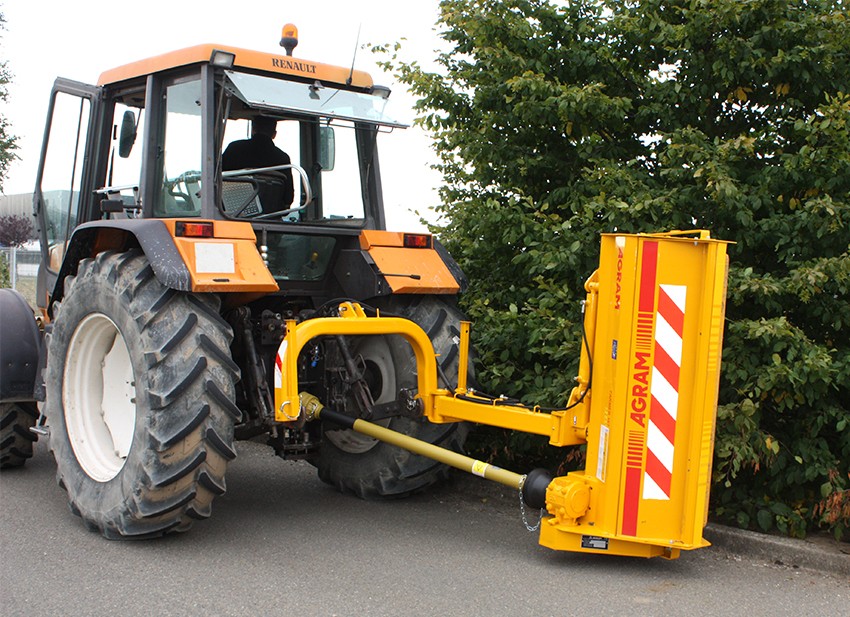 Broyeur d'accotement 