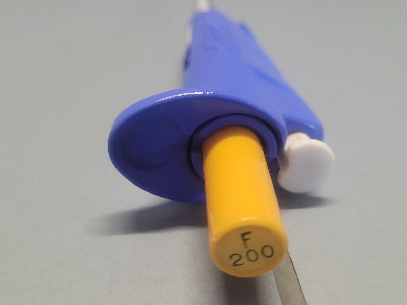 Pipette de laboratoire GILSON PIPETMAN F Fixed 200µl_2