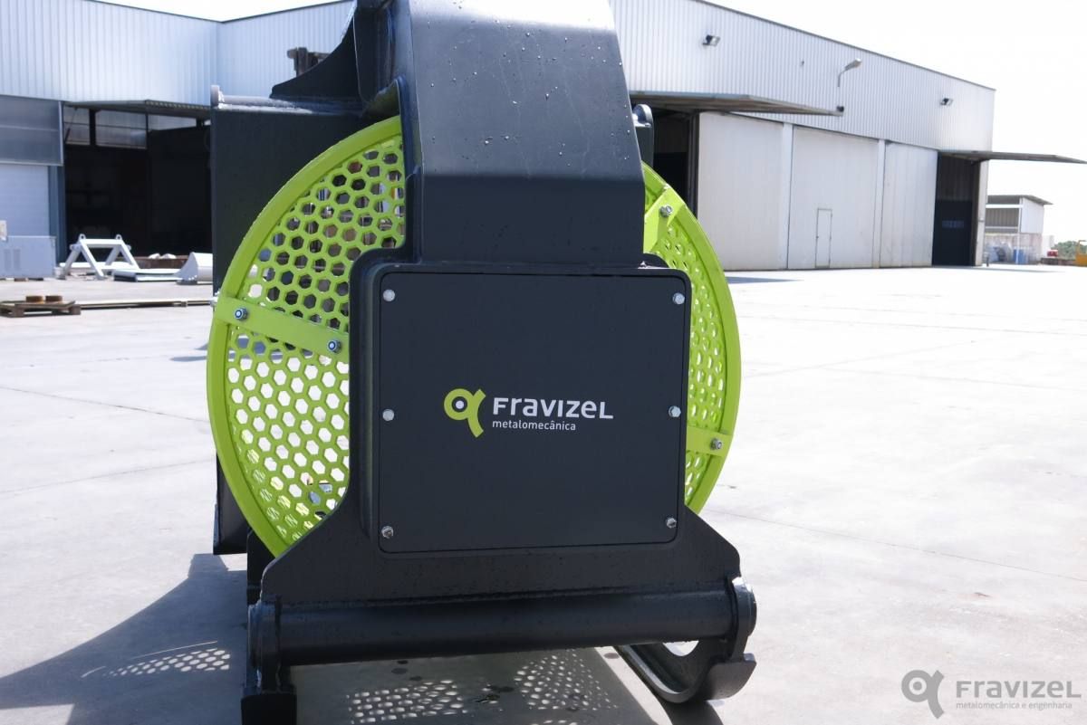 Godet cribleur rotatif Fravizel - poids de 1300 à 2000 kg - Réf. 20_2