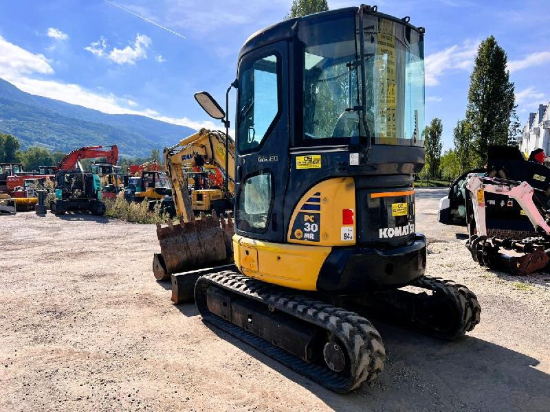 Komatsu PC 30 MR 2_2