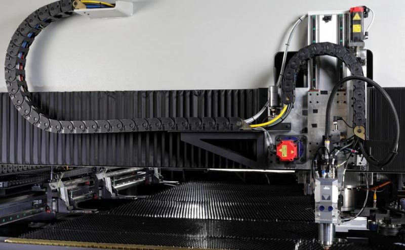 Strippit PL - Poinçonneuse LVD avec laser fibre Fanuc 3 ou 4 kW - Modèles PX-L et V/VT-L_2