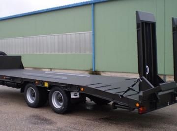 Châssis renforcé en IPE et UPN pour remorque porte engin RP24