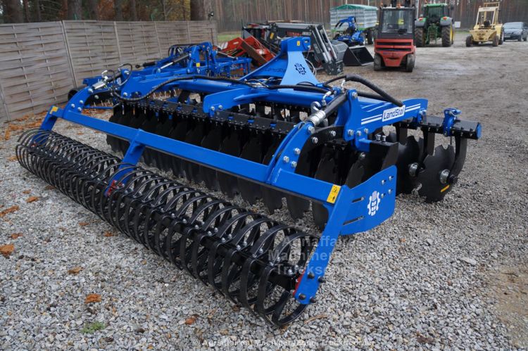 Déchaumeur à disques porté 3,5 m - LANDSTAL LST BT 350 - 28 disques - rouleaux V-ring et réglage hydraulique_2