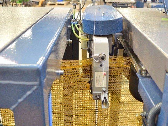 Banc couseur KMK R1 - Occasion - Ensachage légumes - Sacs 2.5kg à 25kg - Couseuse Fishbein F/Newlong NP7A_2