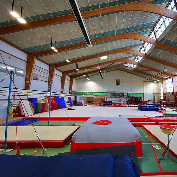 Eclairage industriel conçu pour l'industrie et les équipements sportifs  - highbay segal ik10_2