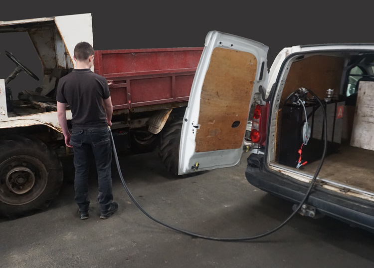 Cuve de transport de gasoil embarqué sur des véhicules utilitaires, disponible en 125, 250, 450 l - vehicube - vc_2