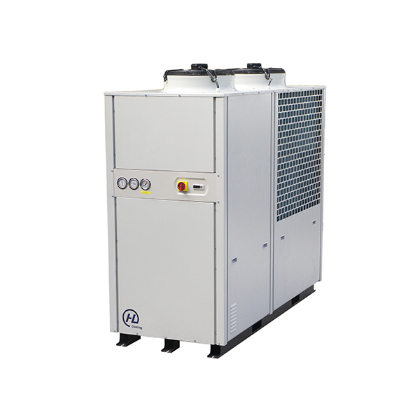 Groupe à eau glacée triphasé (9.7 à 53 kW) conçu pour fabriquer de l'eau glacé de -5°C à 15°C par une température ambiante de -10°C à 43°C - HLi_2