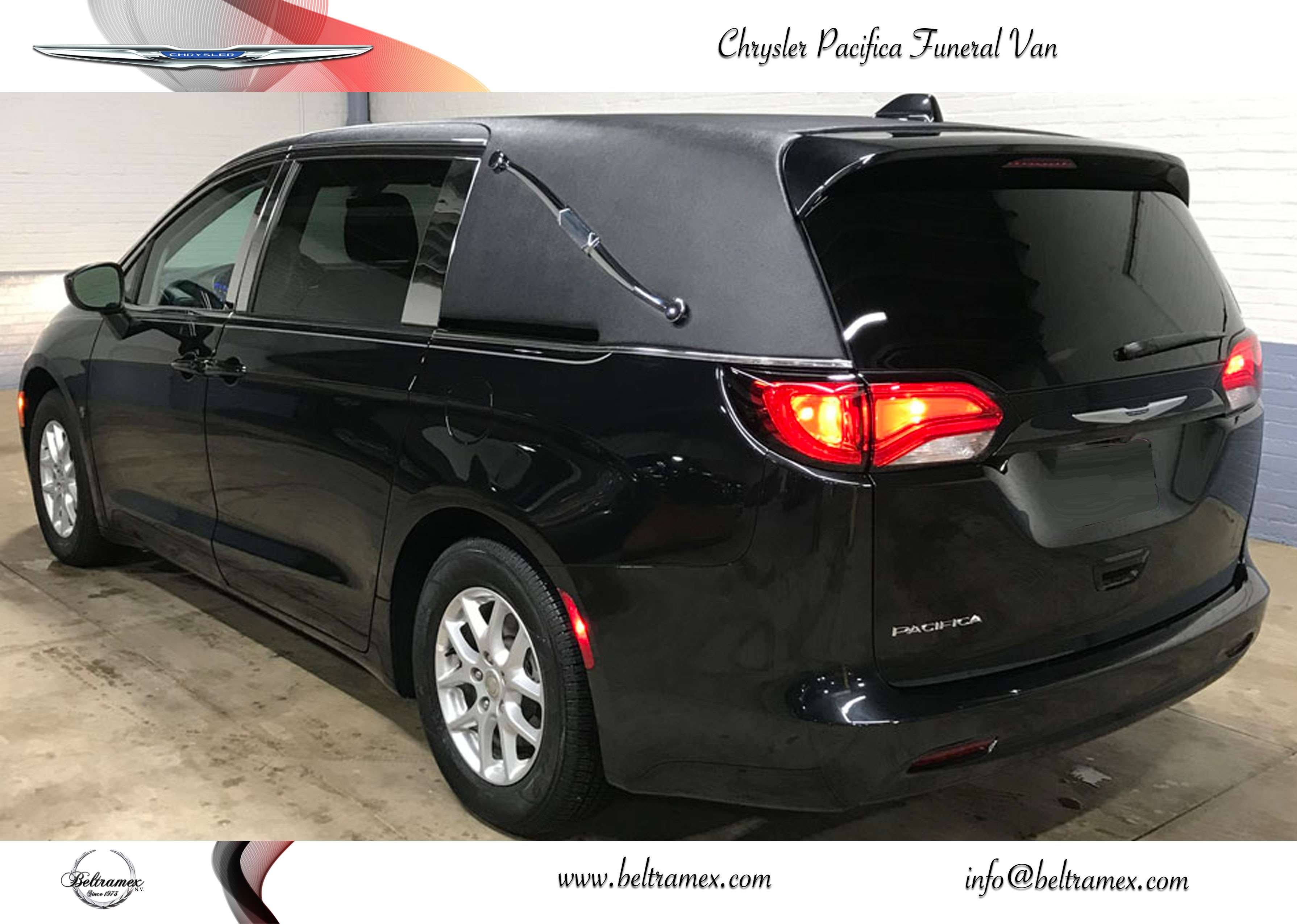 Chrysler Pacifica corbillard pour cérémonie de crémation