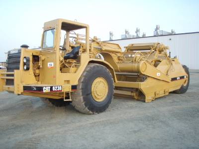 Caterpillar 623B - Décapeuse automotrice - Modèle 3406_2