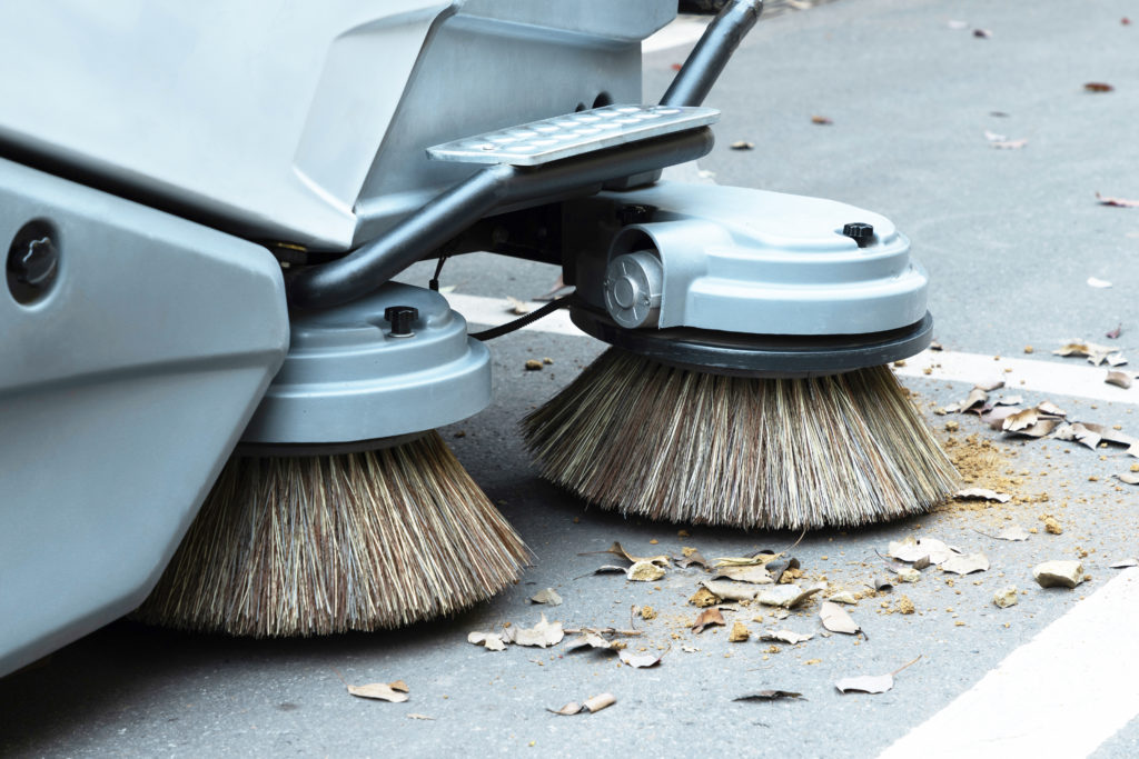 Balayeuse autoportée TS1900HS - rendement maximal de 19 000 m2/h pour grandes surfaces intérieures et extérieures_2