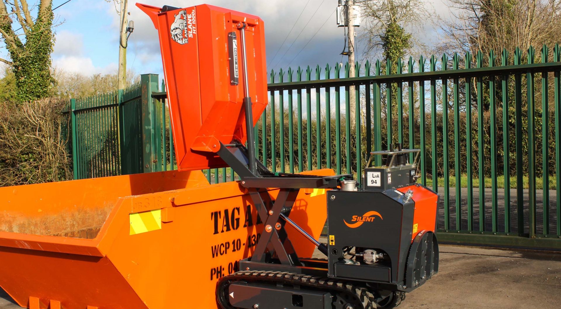 Dumper sur chenilles Slanetrac HT1000 - robuste, maniable, capacité de charge élevée, bennage 1300 mm_3