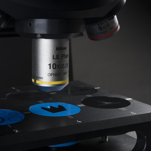 Duromètre Vickers Semi-Automatique HZ30-2 - Ref. 71200 - Plage 100gf-30kgf - Fabrication française_2